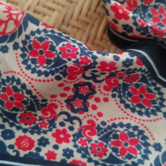 Namjosh Hair Scarf and Scrunchie - Picture 3 of 4